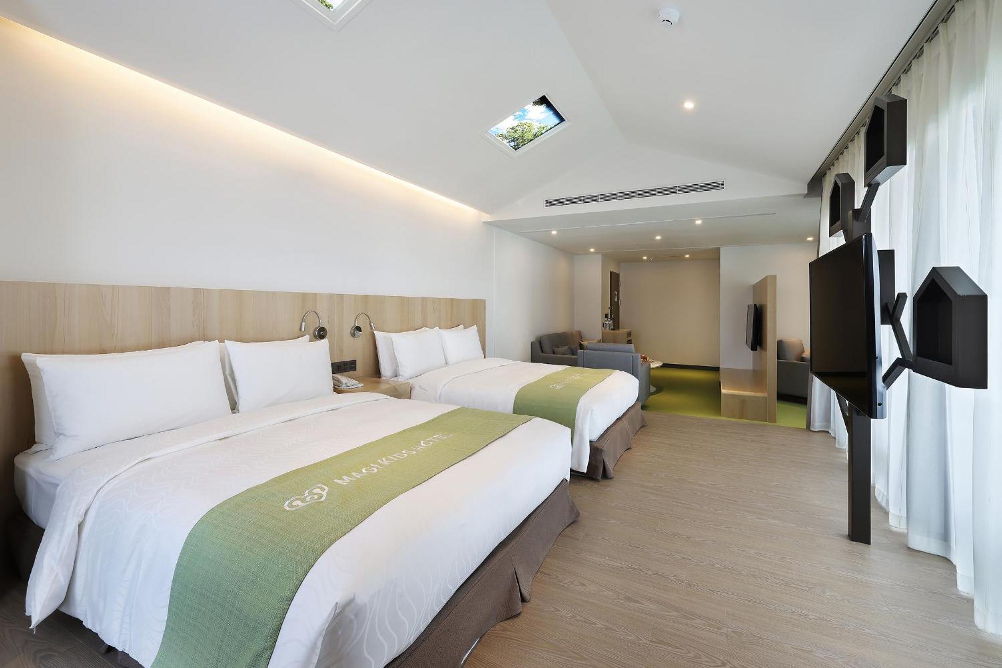 Check Inn Magi Kids Hotel Luodong Zewnętrze zdjęcie